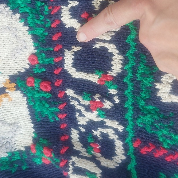Northern Isles Petites Handknitted Vintage Holiday Sweater - Picture 6 of 7